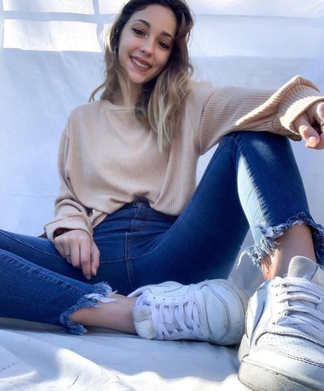 blonde midget onlyfans sexy xxx pic