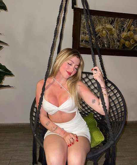 Fery Garcia pretty pornstar img