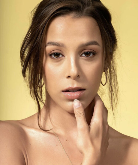 Izzybizzyspider pornstar art pic