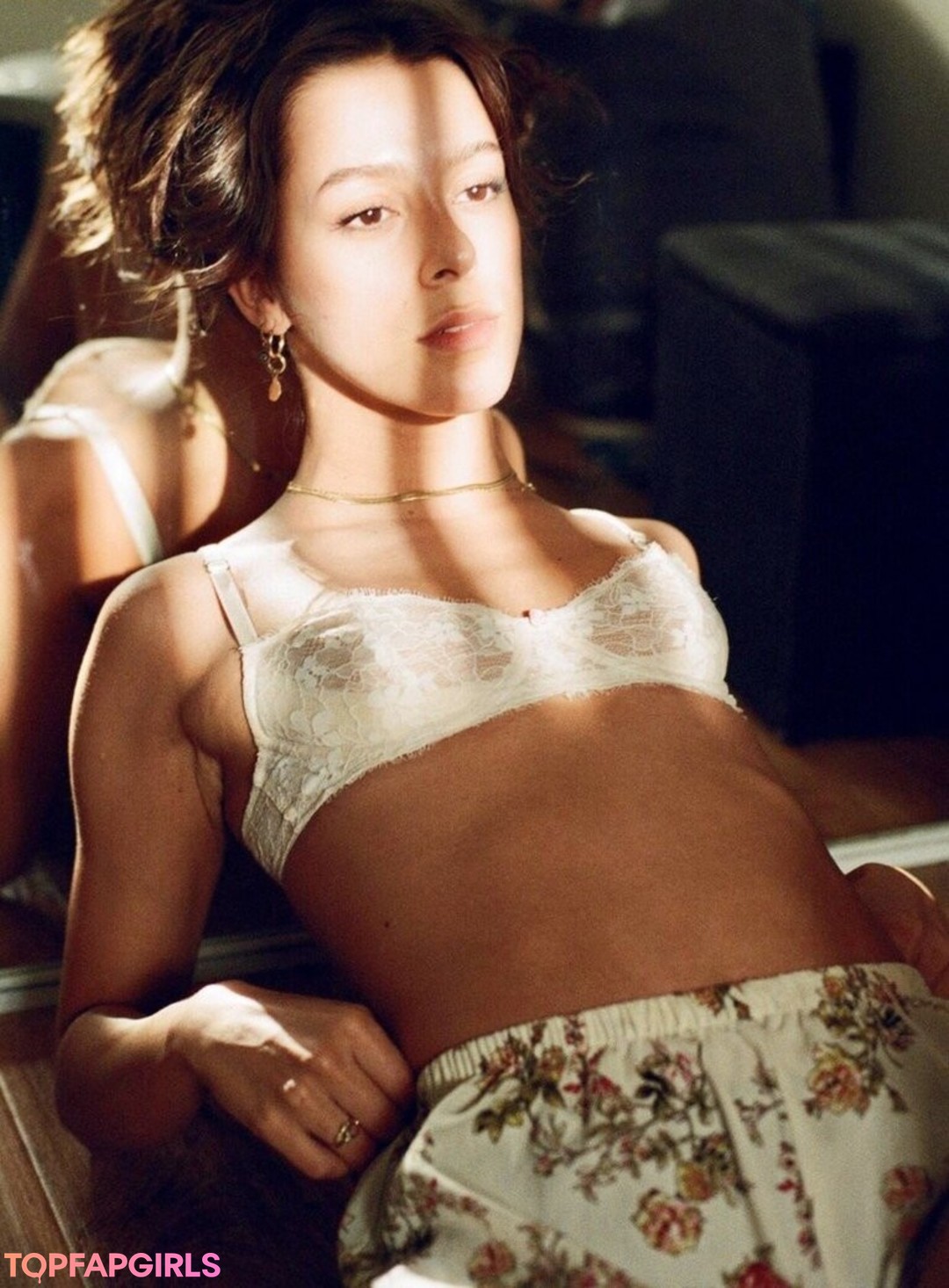 Izzybizzyspider adult actress image