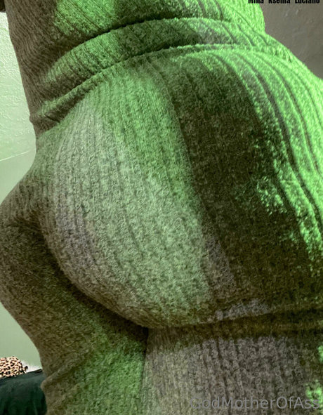 godmotherofassfree sex model galleries