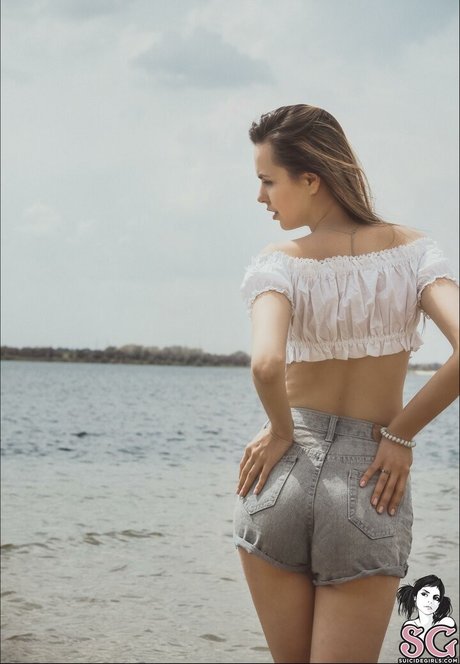 big pussy lips onlyfans nudes pic