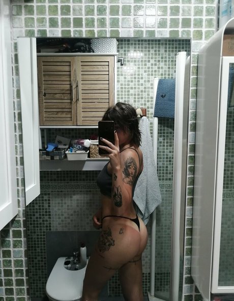 astargoth free model adult photos