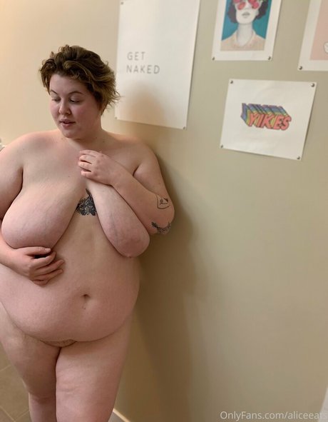 aliceeats sexy model images