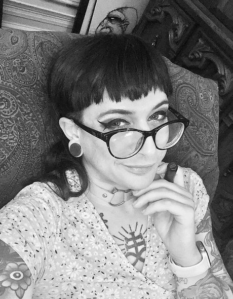 lil missmaverick exclusive model image