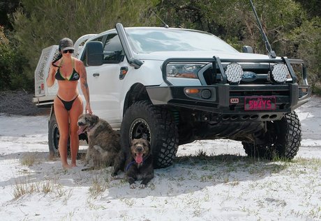 ebony cumshot onlyfans free photos