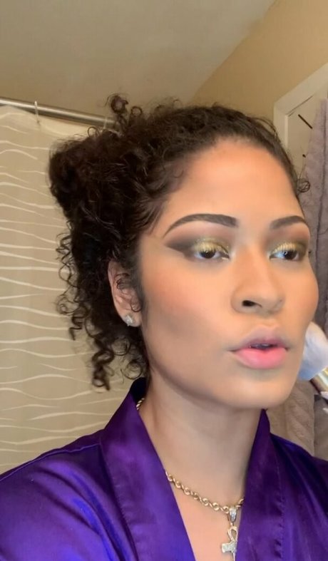 Patrise Kaitlyn hd model pic