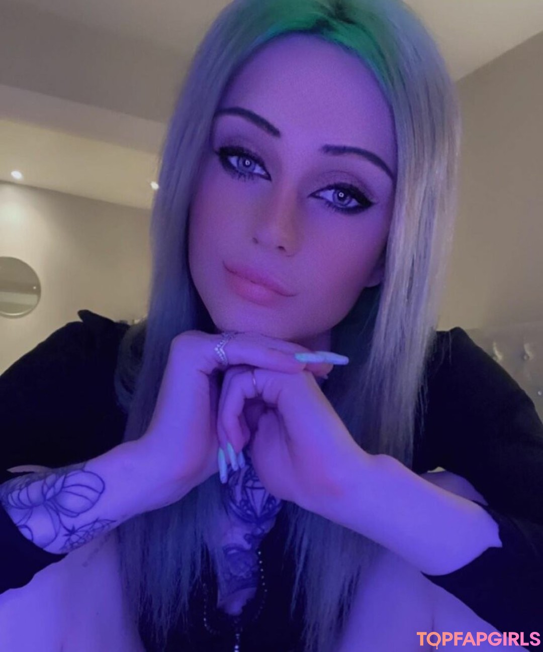 Ts Missy Adair star top image
