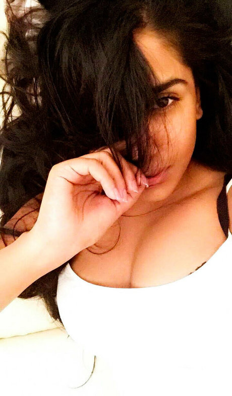 scarlettmrose star xxx image