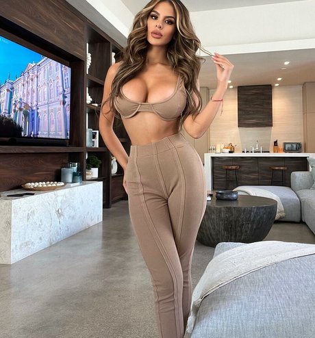 Briannagova top actress image