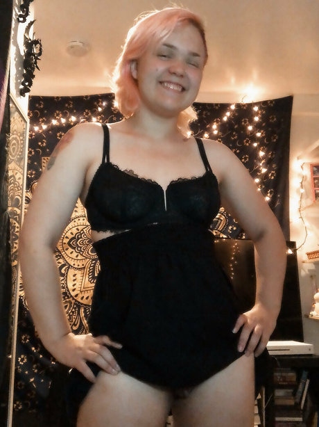 pwuppydove model sex pictures