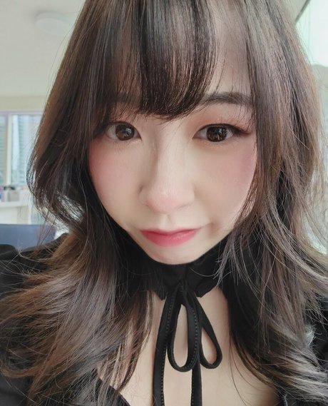 italian milf onlyfans beautiful photos