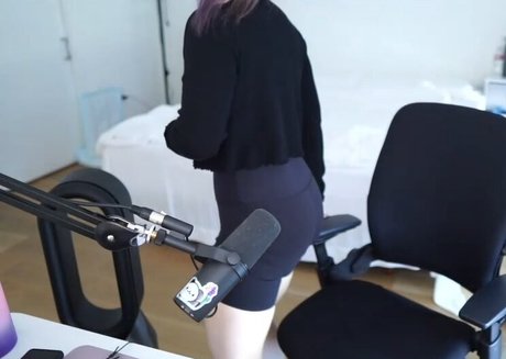 massive tits onlyfans exclusive img