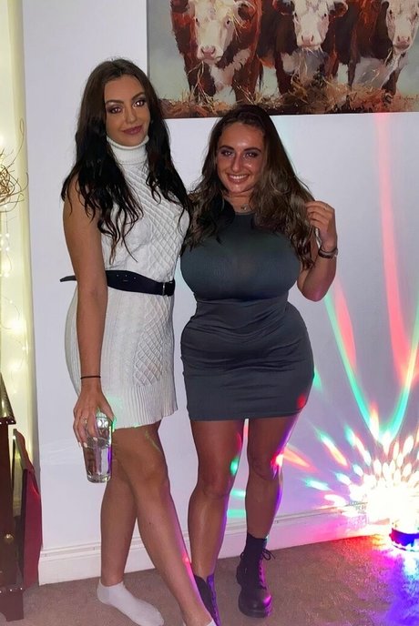 Tiffany Harrison naked star picture