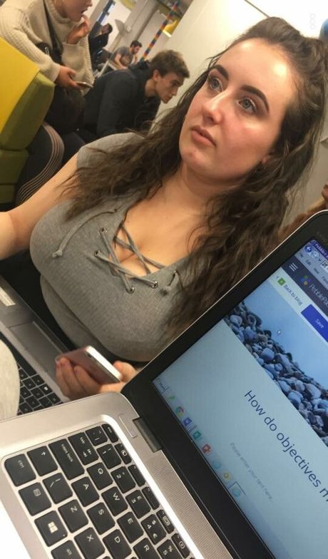 girlfriend onlyfans best picture