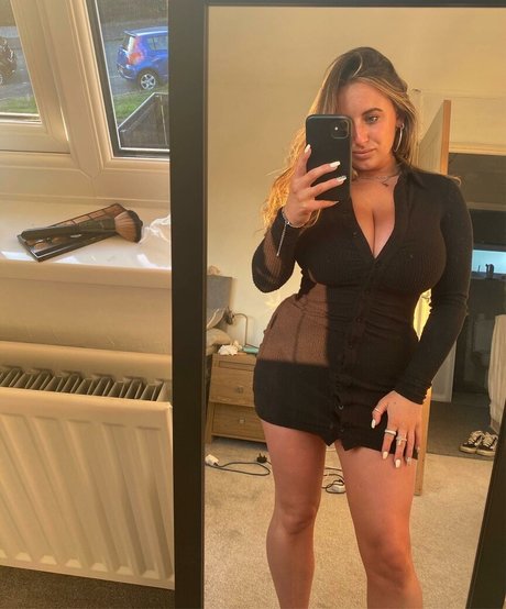 thigh high socks onlyfans nudes photos