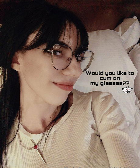 petite bbc onlyfans hot sexy picture