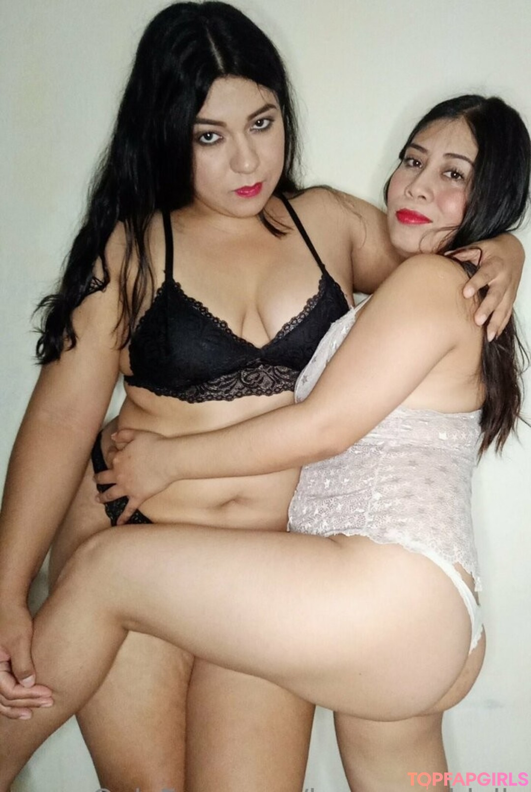 honeyanddolly model xxx picture