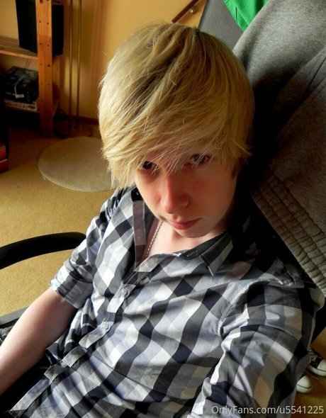 costume onlyfans free porn pictures