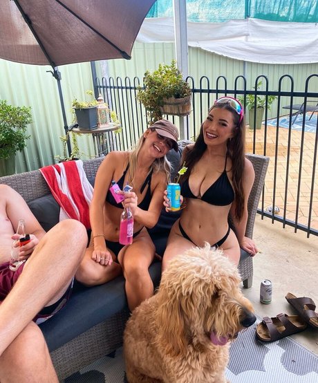 Molly Shield star naked picture