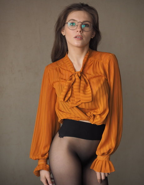 Anyutamoor star beautiful archive