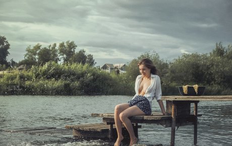 Anyutamoor star pretty img