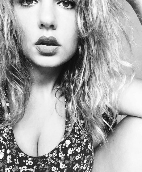 lesbian strapon onlyfans beautiful xxx archive