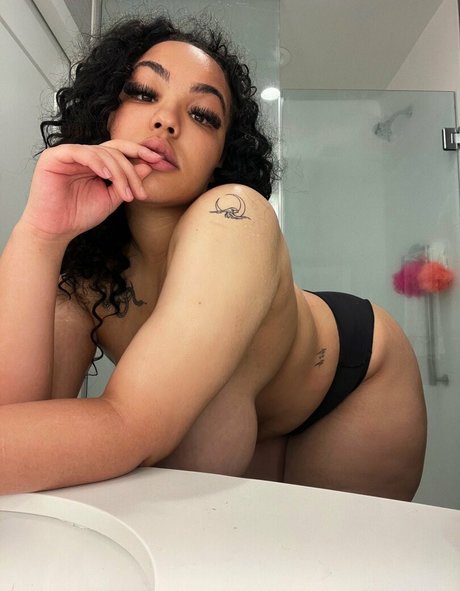 Teeee pretty pornstar pic