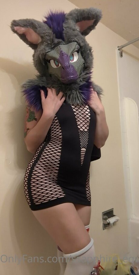 lesbians onlyfans pretty pics