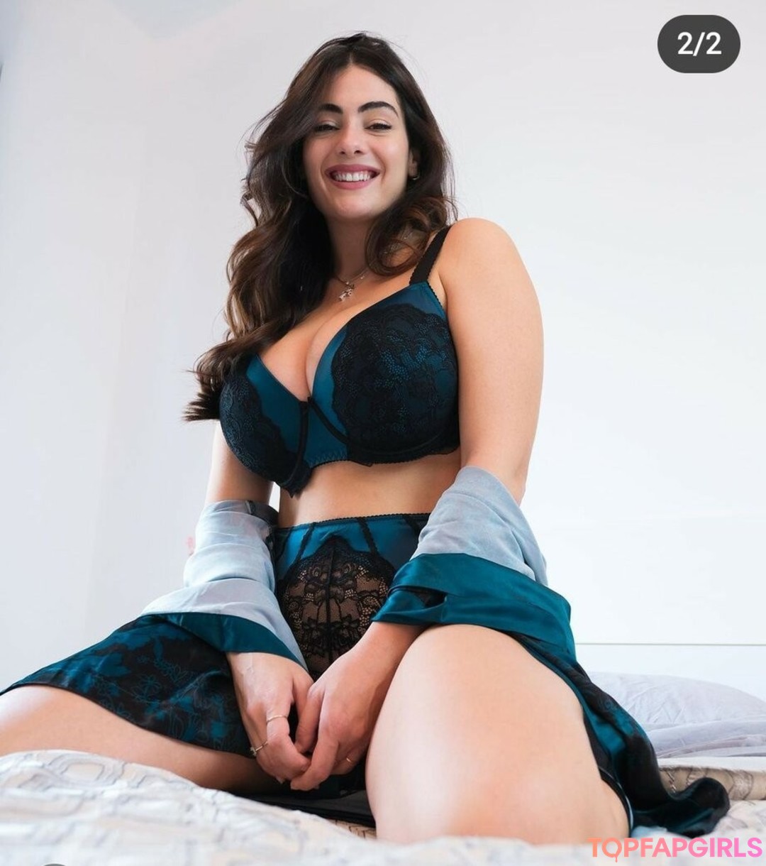 Paola Torrente nude star pics
