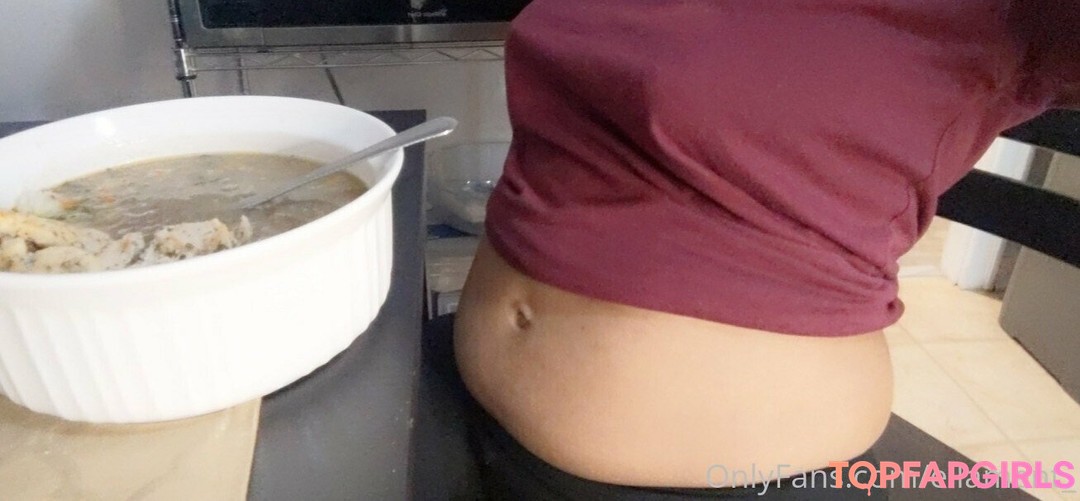 ellaeating beautiful actress pics