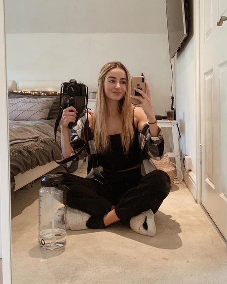 pierced onlyfans naked photos