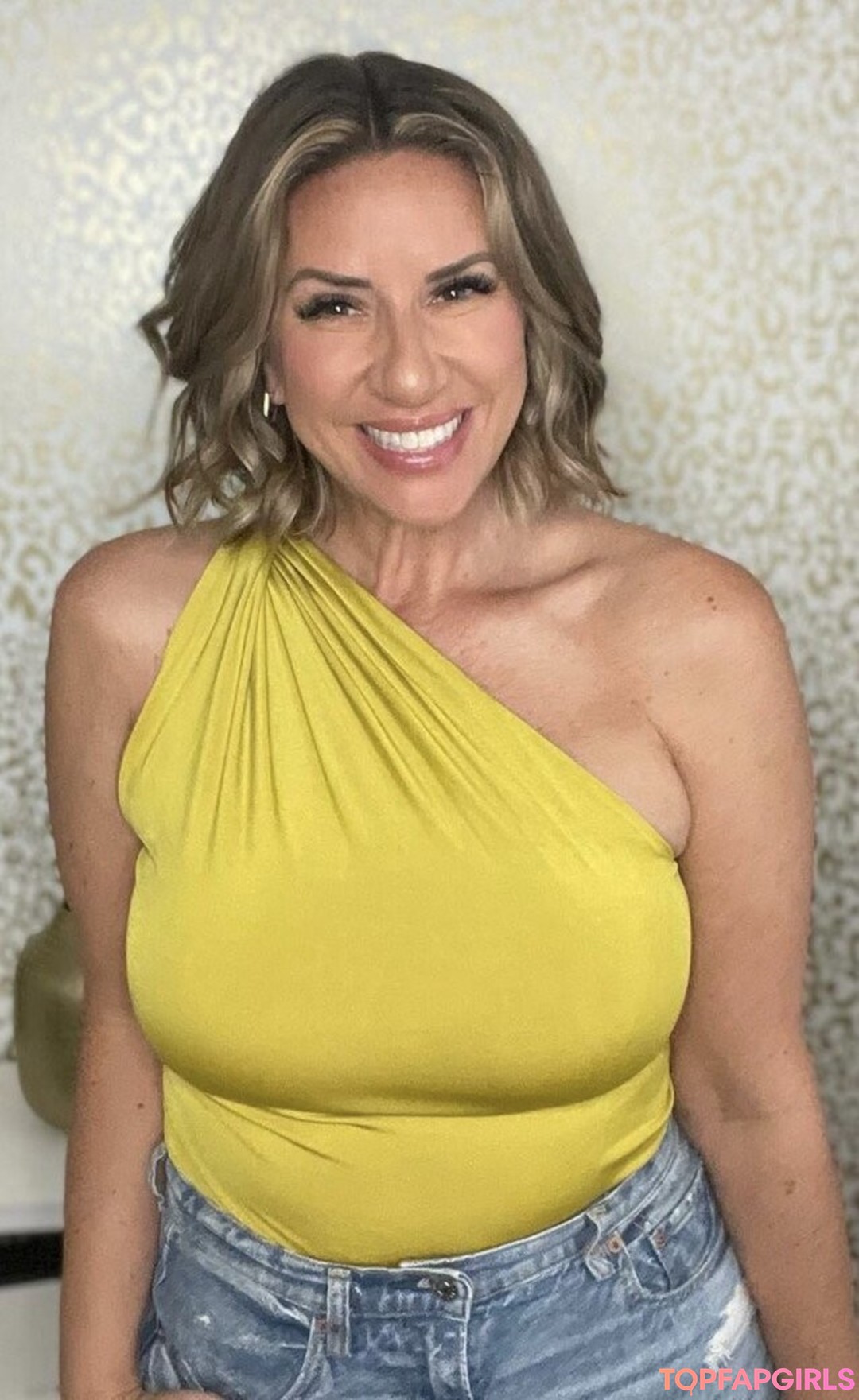 lifewithtammyp beautiful model photo