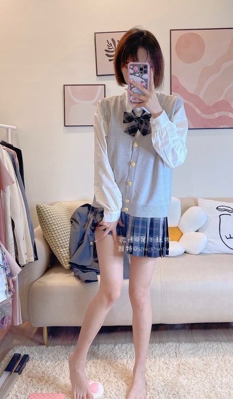 ShuishuiOuO model high quality pictures