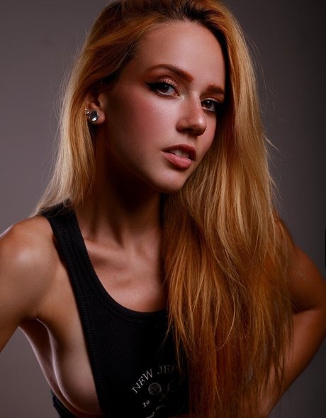 Ceciamix model art images