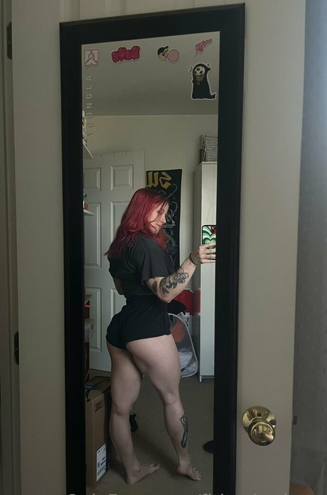 fitbycharlotte star naked pictures