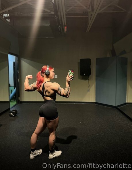 fitbycharlotte perfect model photo