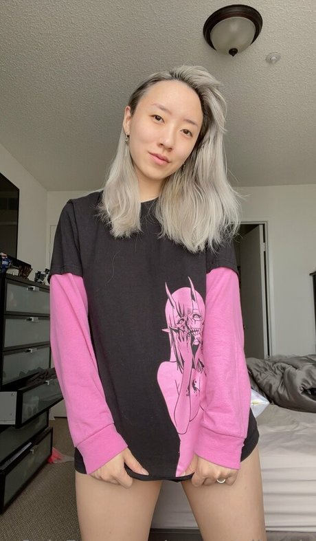 morestellewds nude star picture