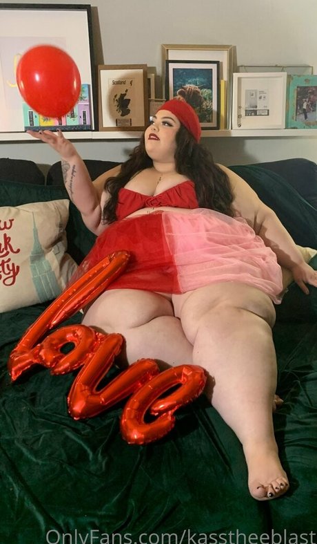 tiny onlyfans nudes galleries