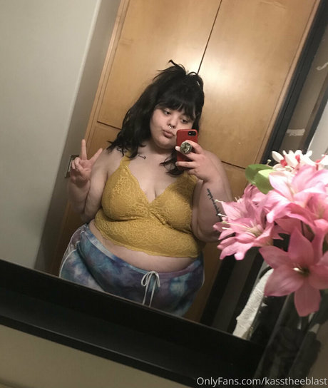 kasstheeblast nice actress photo