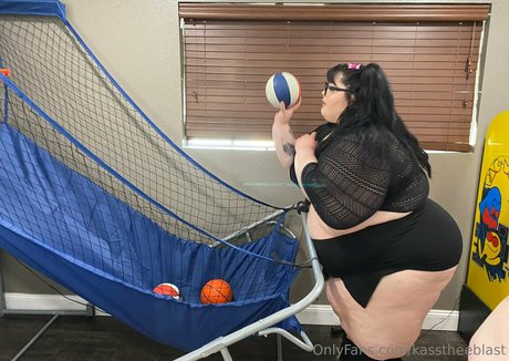 kasstheeblast exclusive actress photo