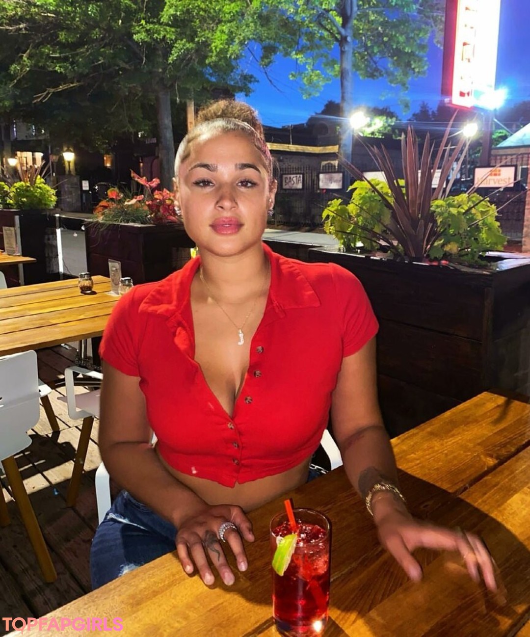 janaevic perfect actress archive
