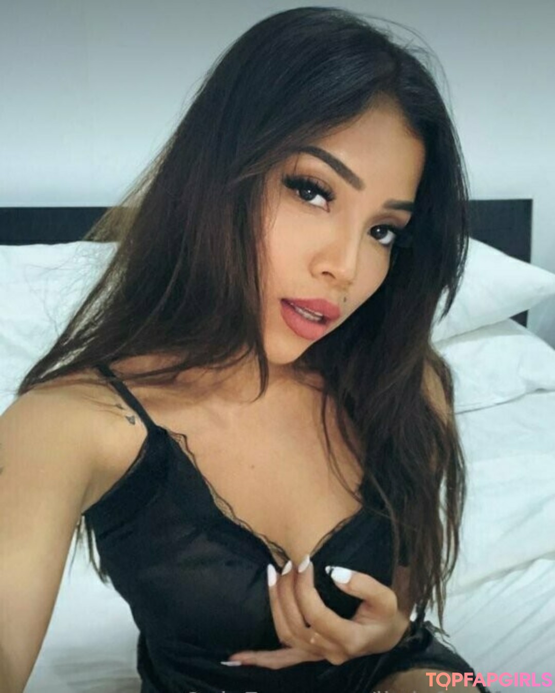 littlefeyyfree erotic model photos