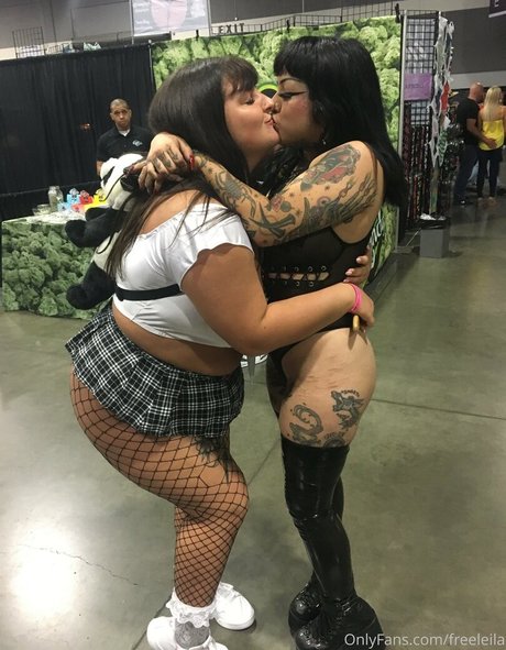 trans onlyfans erotic pics