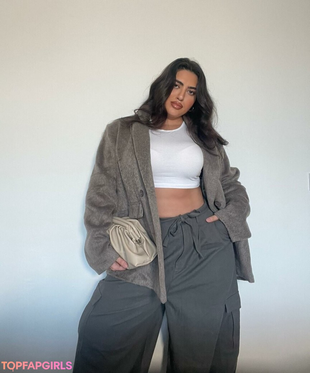 Irena Drezi top profile image