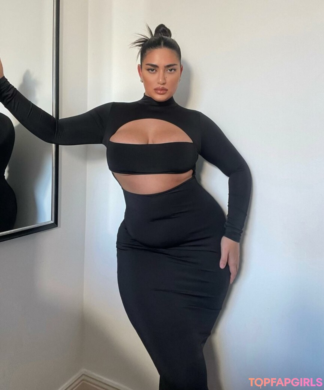 Irena Drezi art pornstar pic