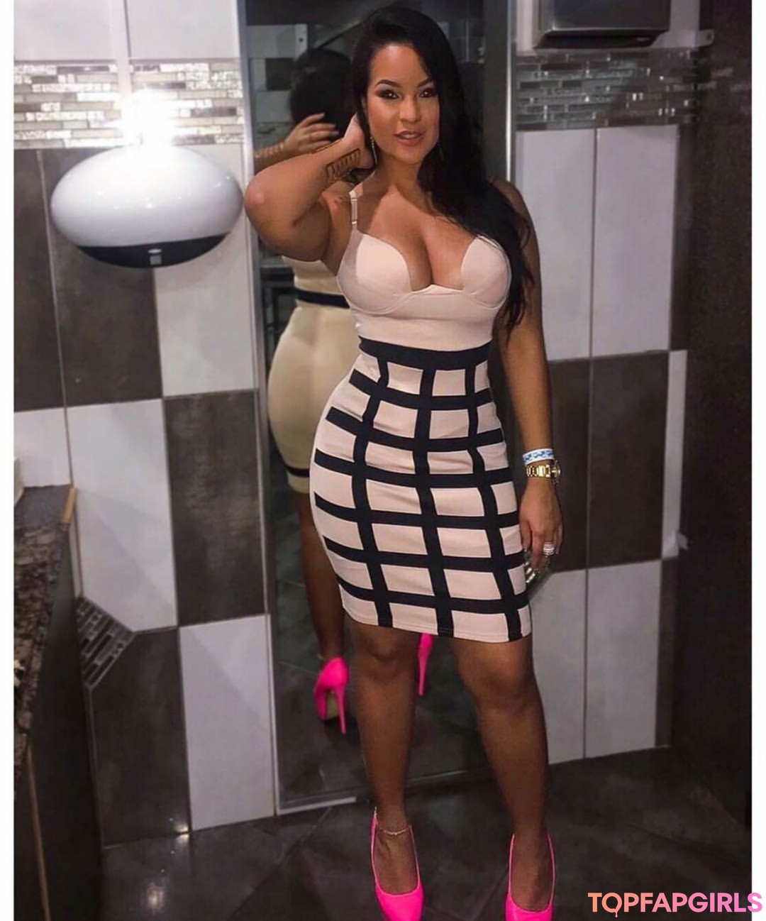 mature fake tits onlyfans beautiful naked pics