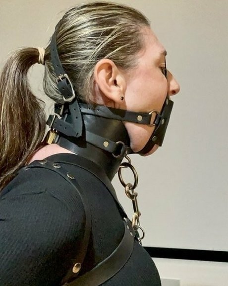 aussiebondagegirl star sexy gallery