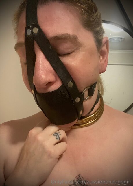 aussiebondagegirl free star img