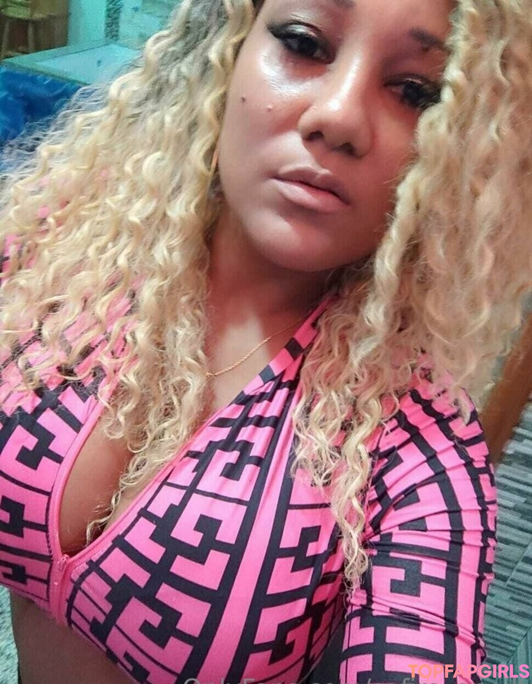 safira oneill hot star images